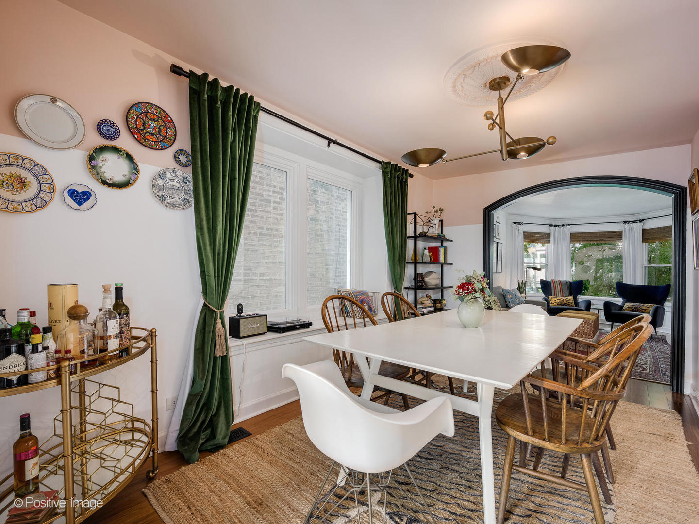 4017 N Whipple Street