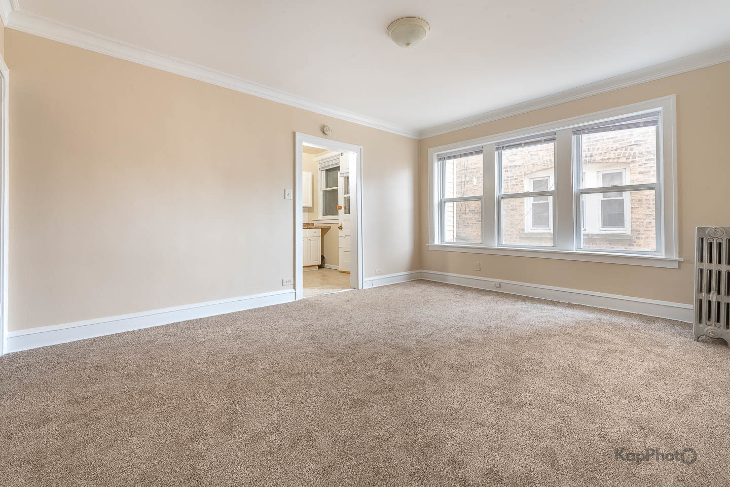 2250 W Rosemont Avenue