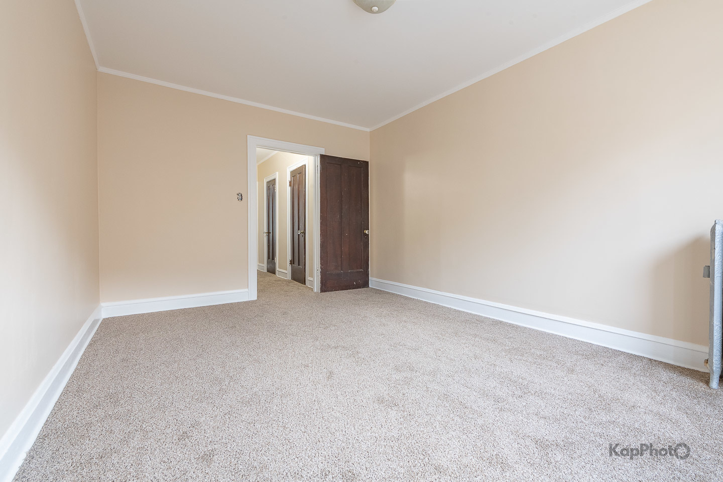 2250 W Rosemont Avenue