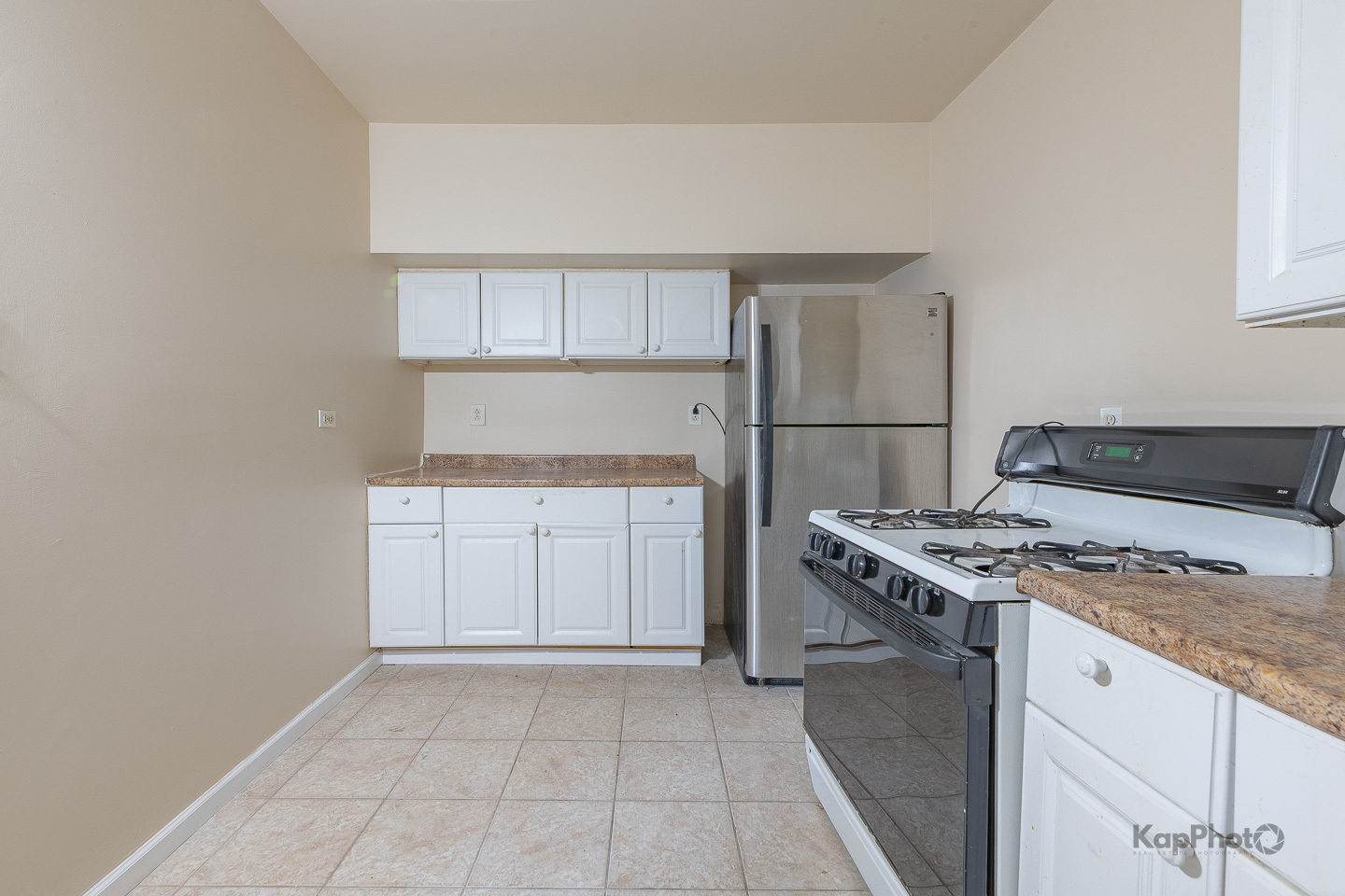 2250 W Rosemont Avenue