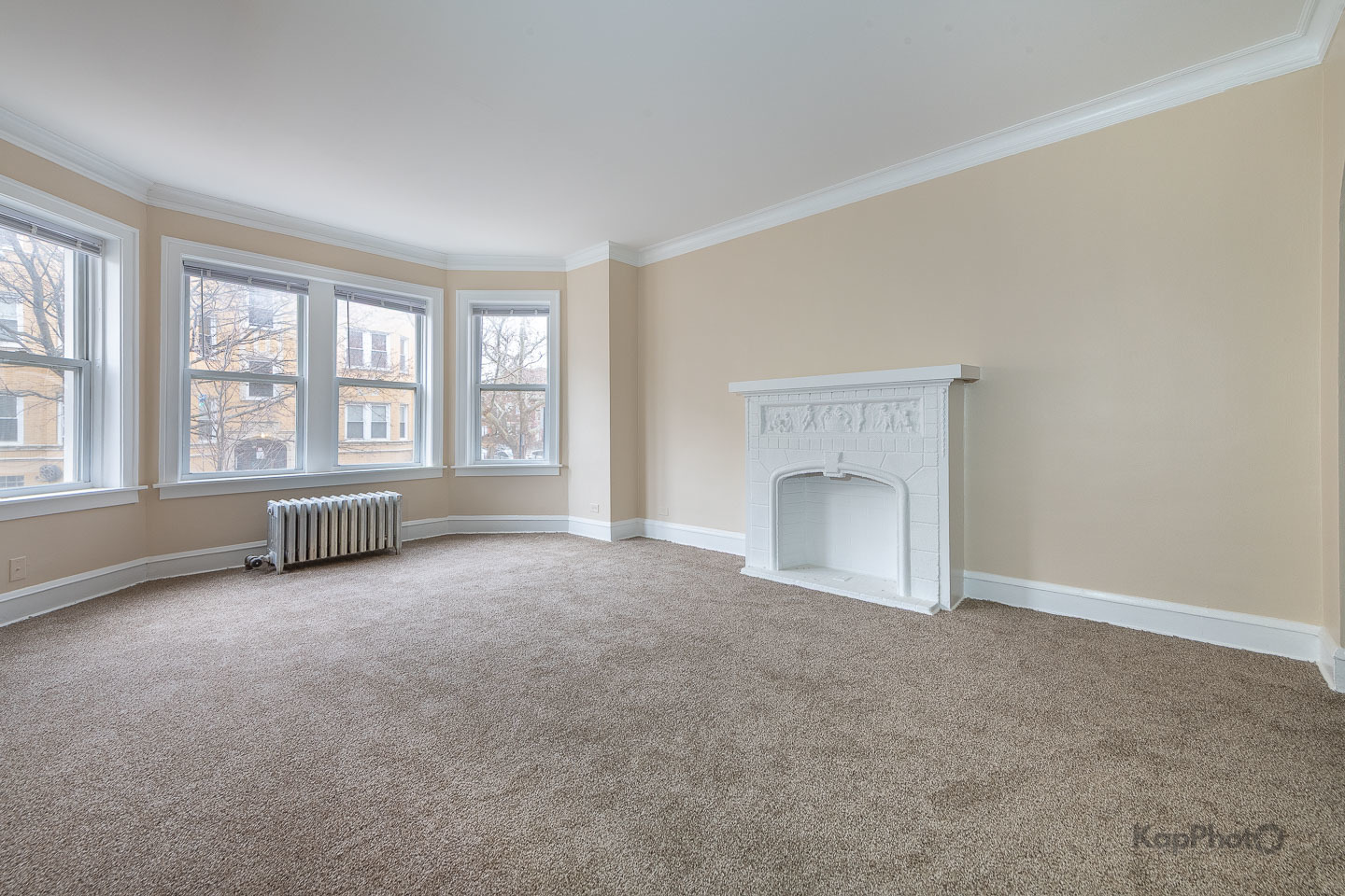 2250 W Rosemont Avenue