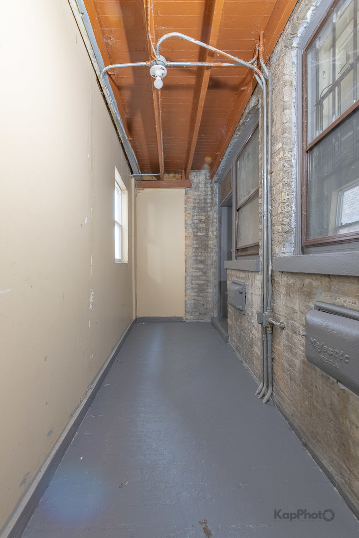 2250 W Rosemont Avenue