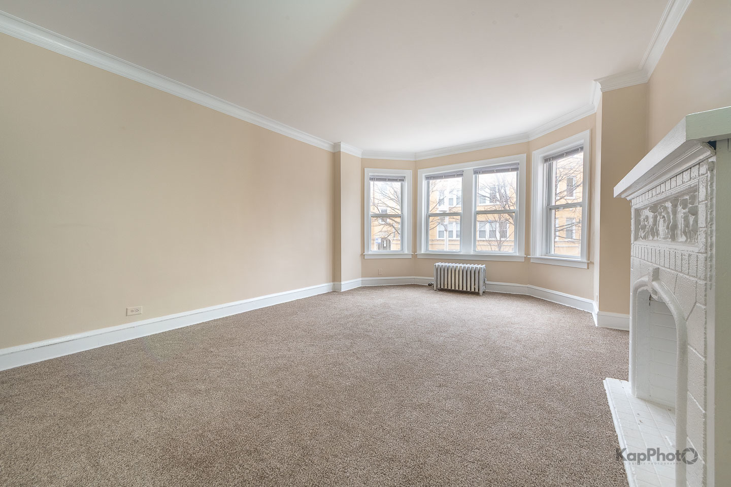 2250 W Rosemont Avenue