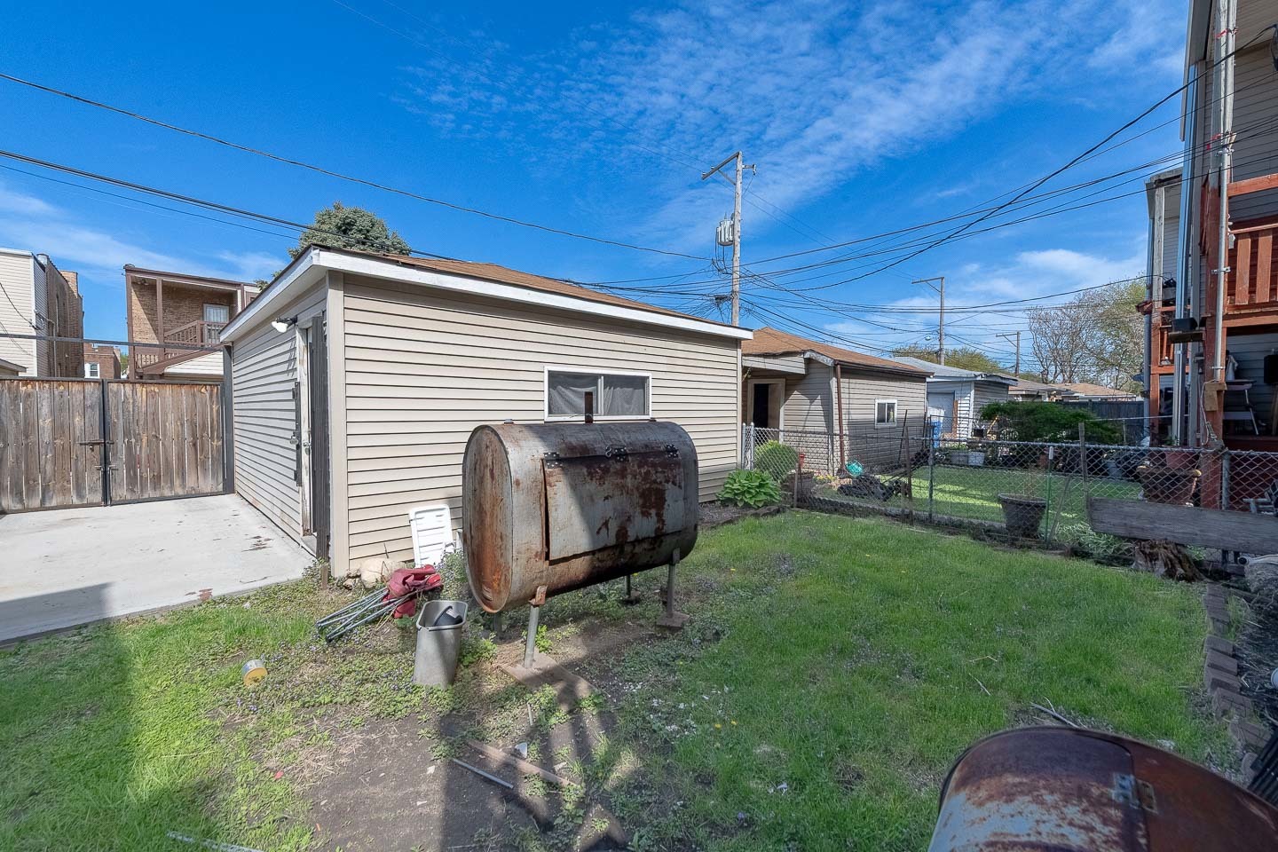 1632 N Linder Avenue