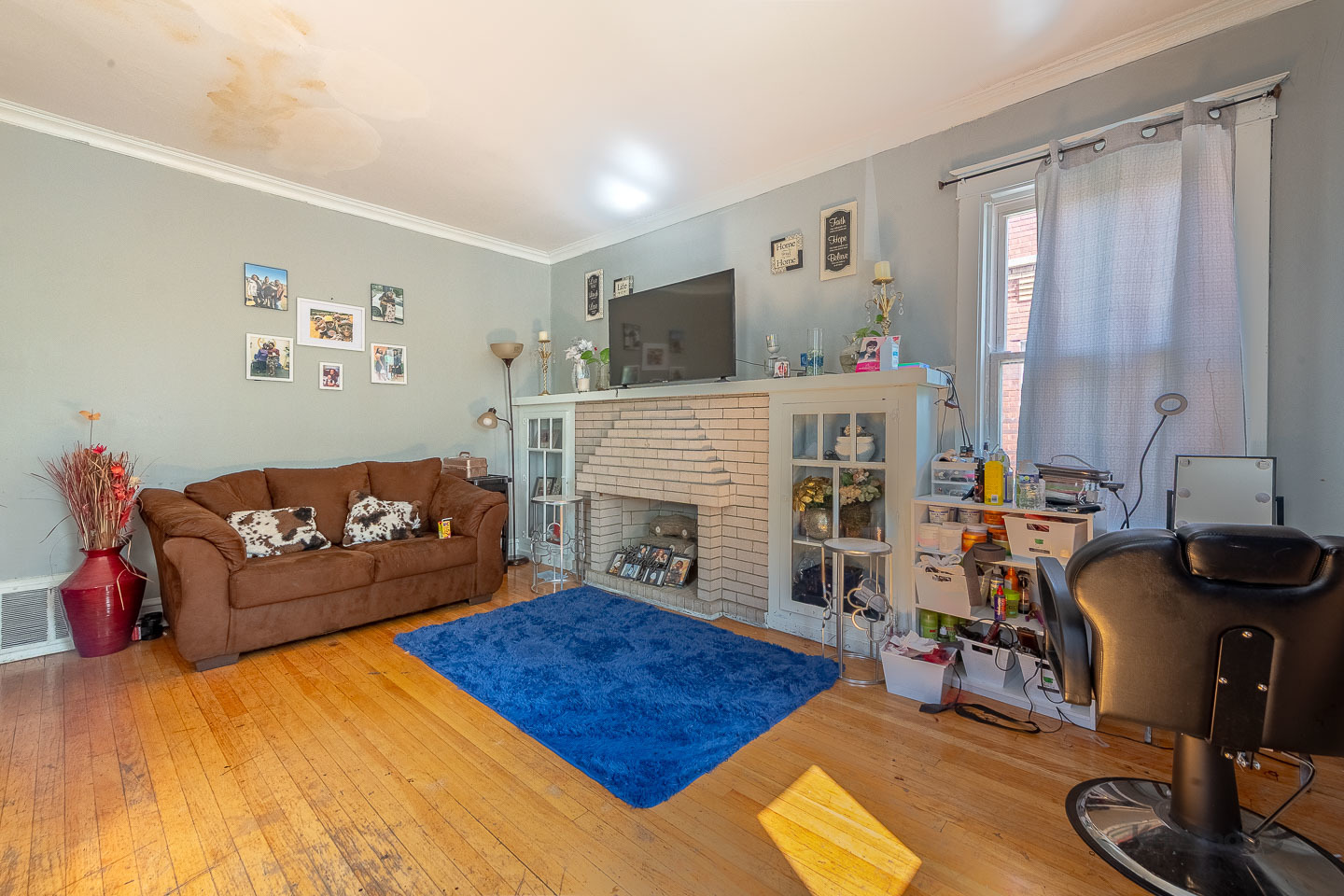 1632 N Linder Avenue