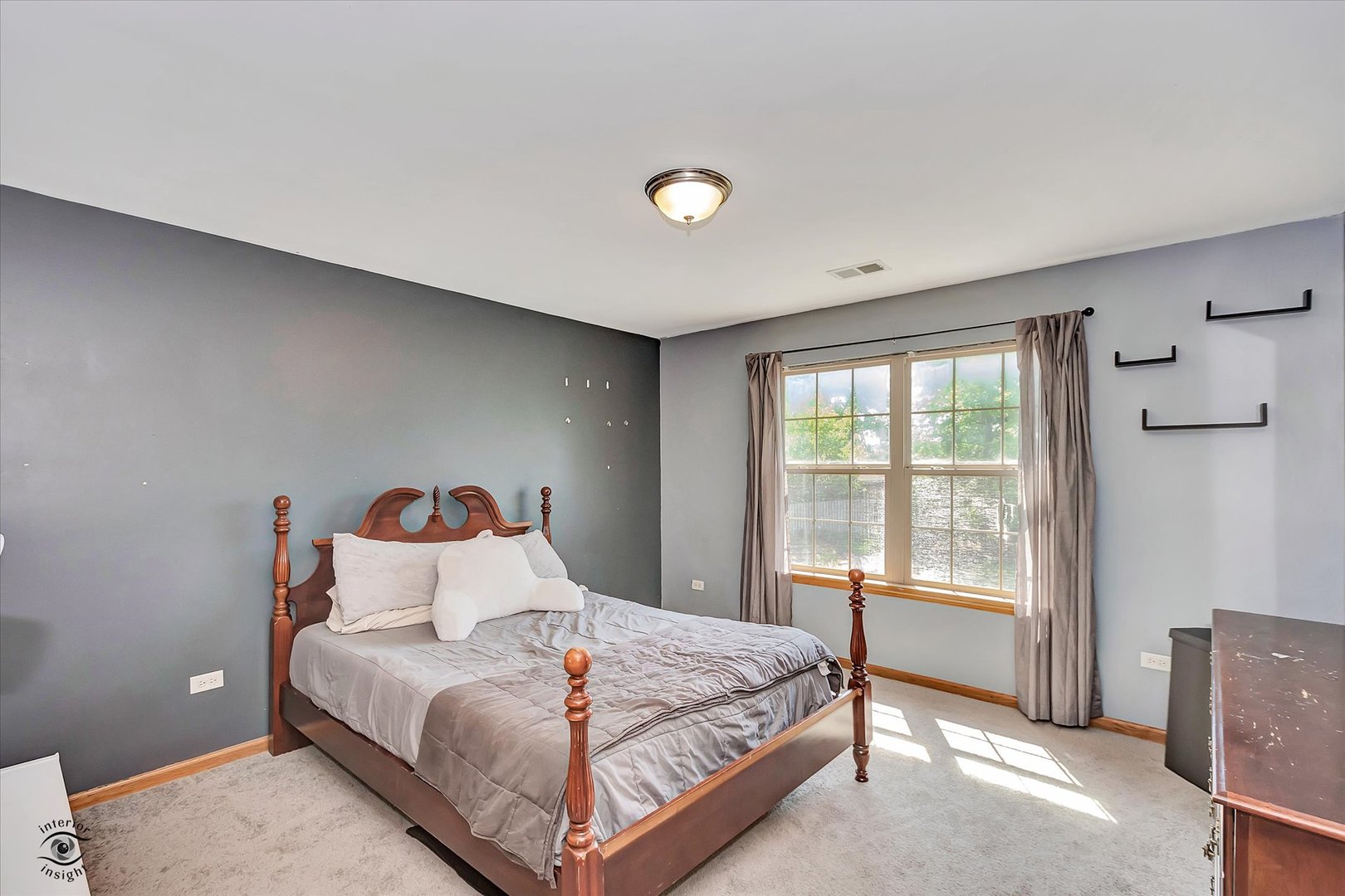 8057 W Duane Drive