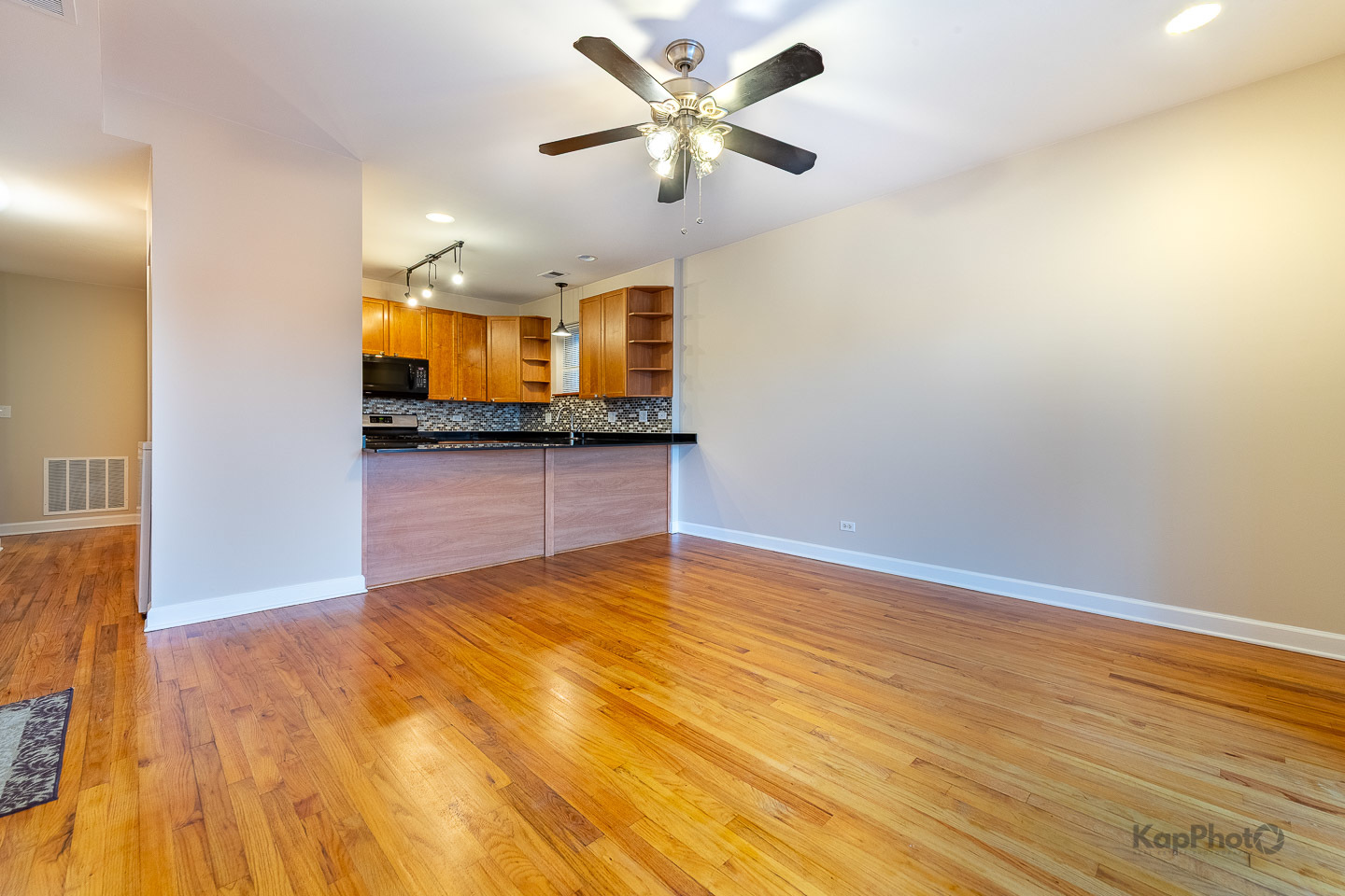 2705 W Congress Parkway