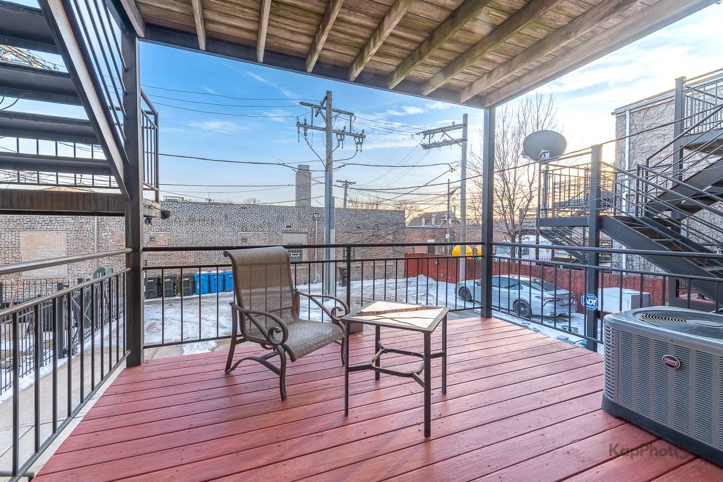 2705 W Congress Parkway