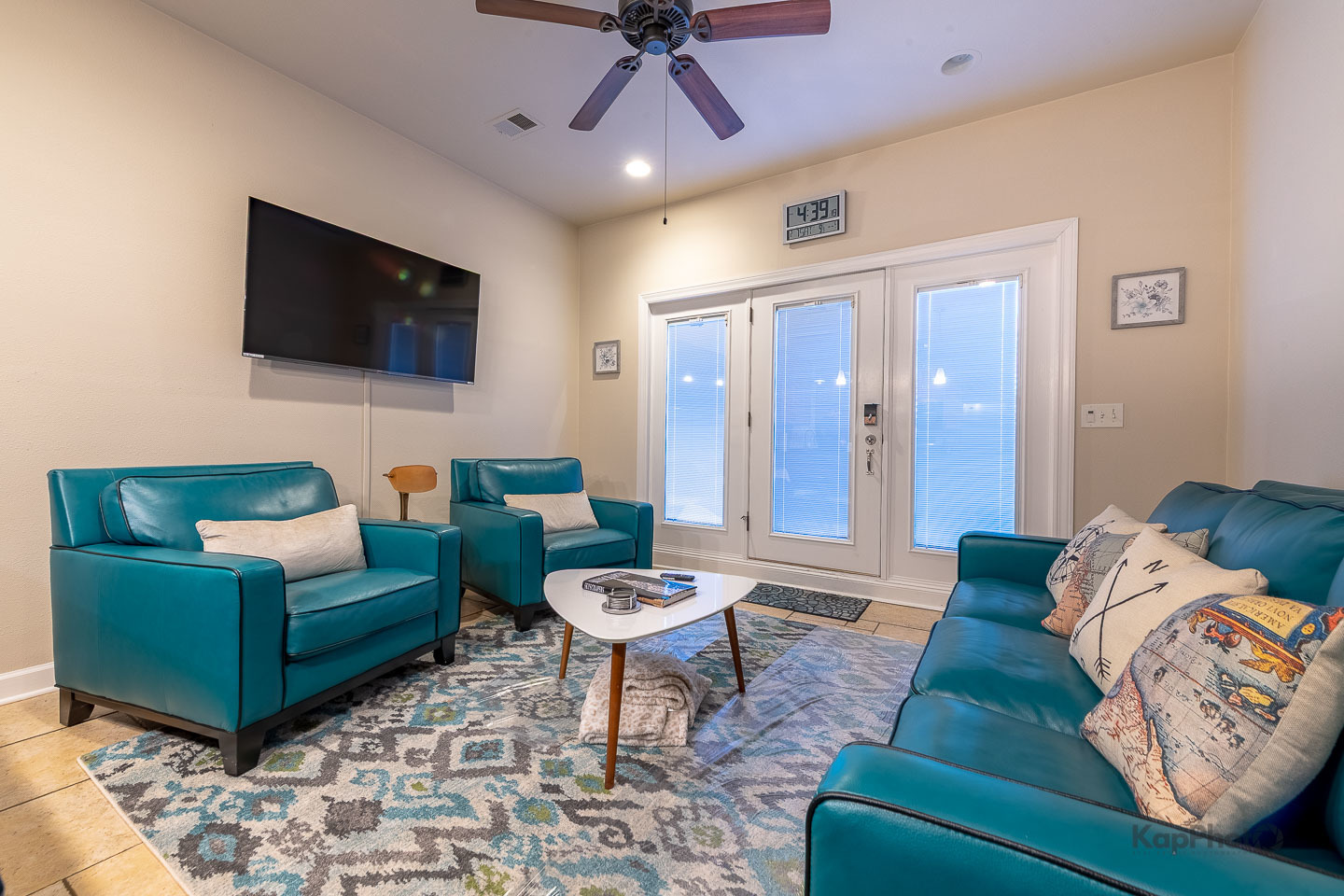 2705 W Congress Parkway