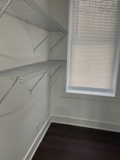 1354 W Greenleaf Avenue Unit: 1B