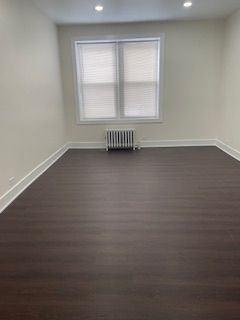 1354 W Greenleaf Avenue Unit: 1B