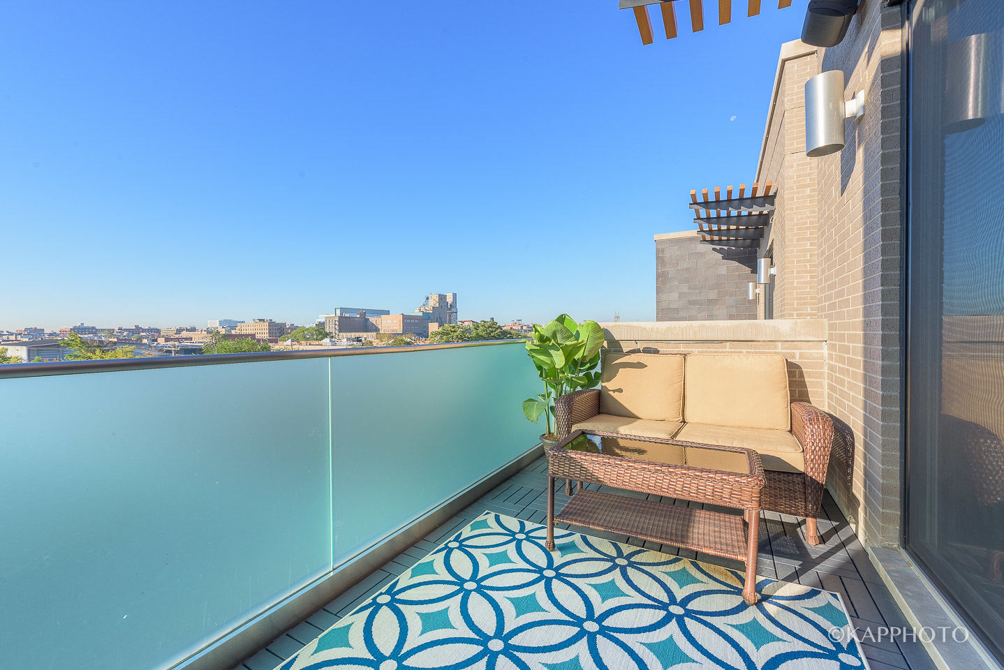 1146 W Hubbard Street Unit: 4W