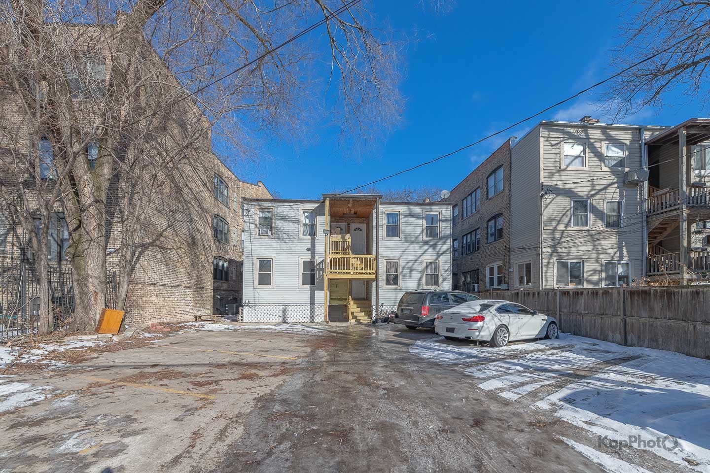 2041 W Jarvis Avenue Unit: 1W
