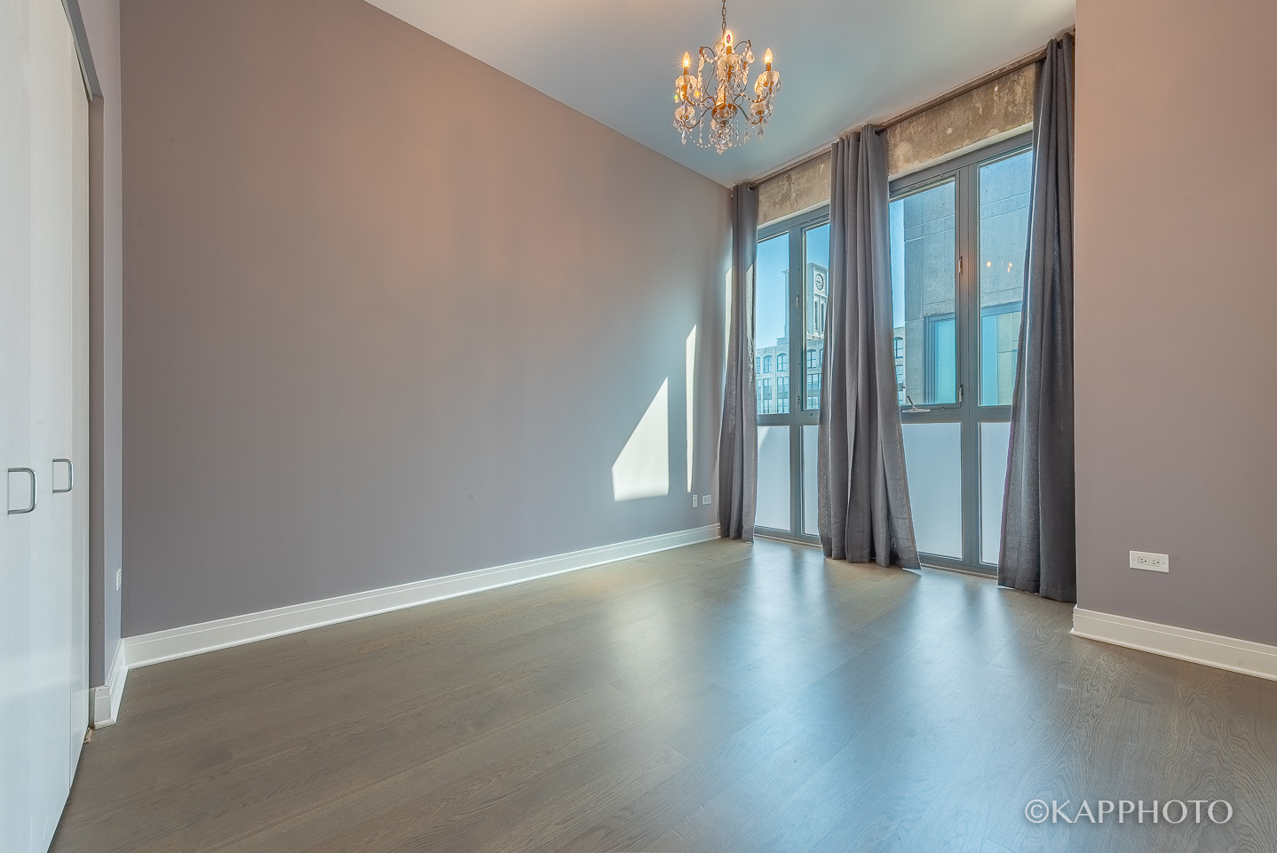 321 S SANGAMON Street Unit: 901