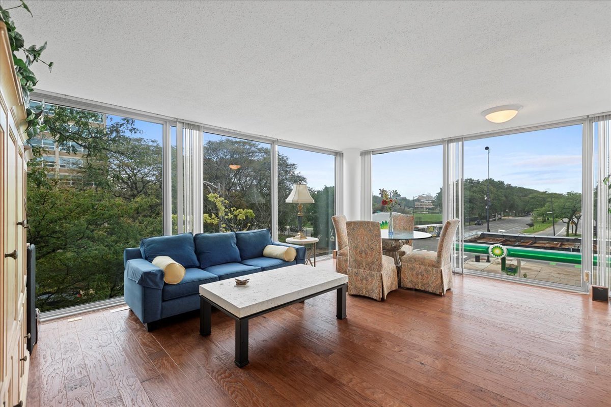 3115 S Michigan Avenue Unit: 301