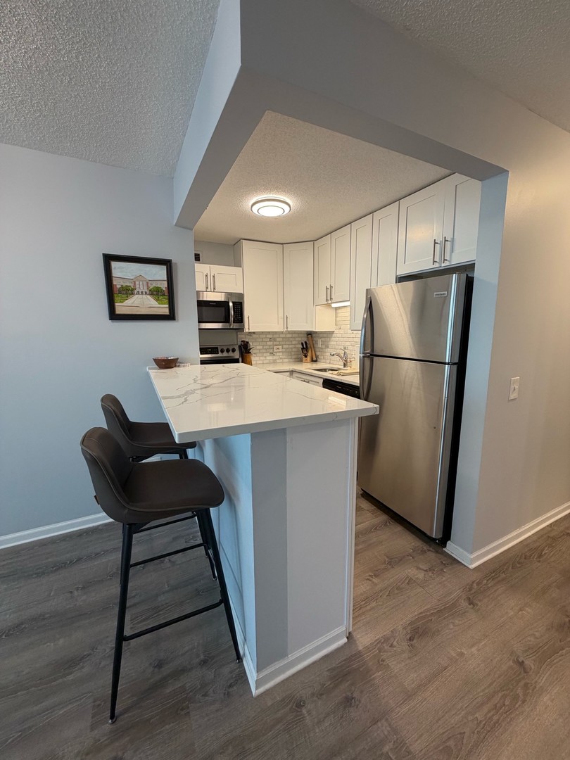 480 N McClurg Court Unit: 618