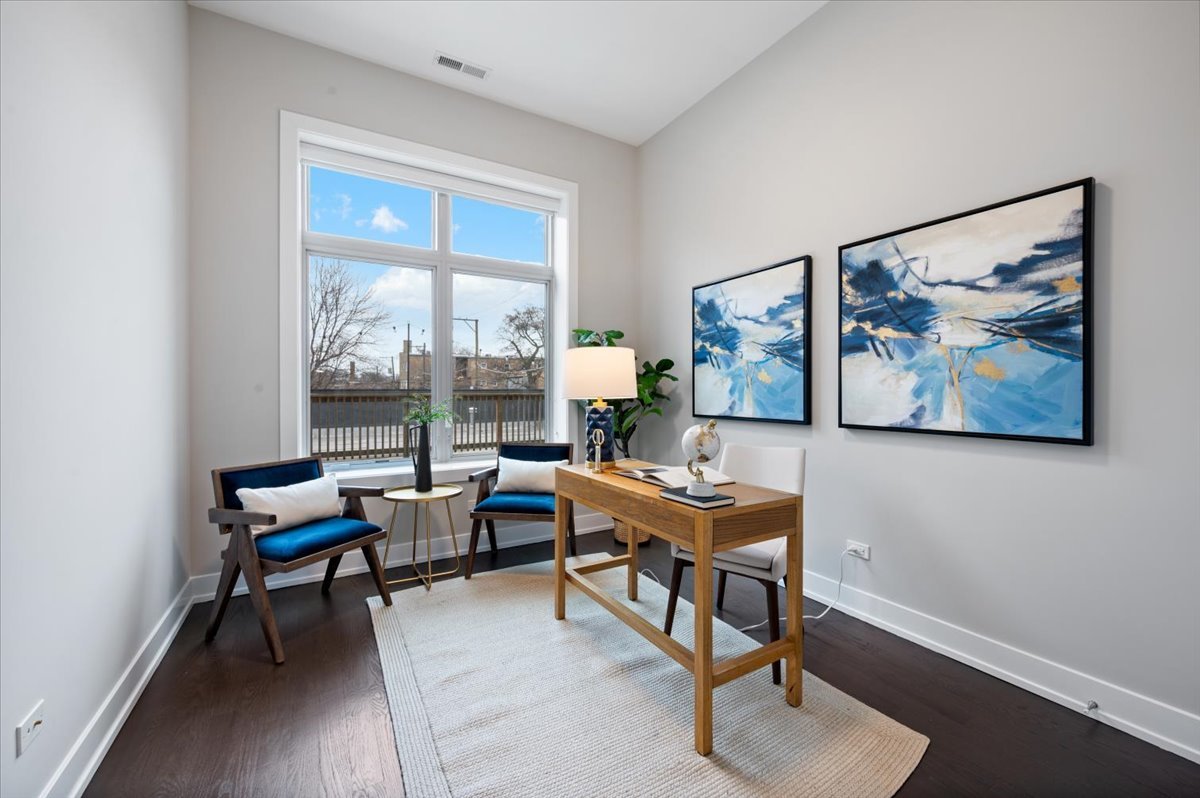 3024 W Armitage Avenue Unit: 3