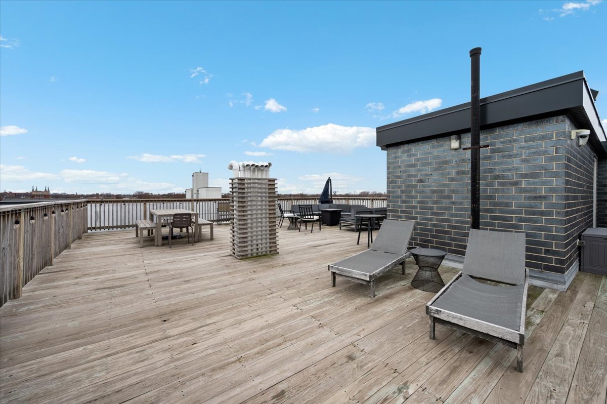 3024 W Armitage Avenue Unit: 3