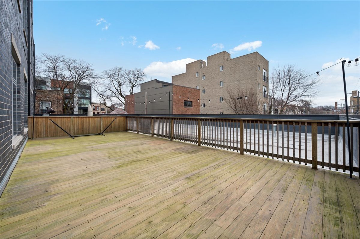 3024 W Armitage Avenue Unit: 3