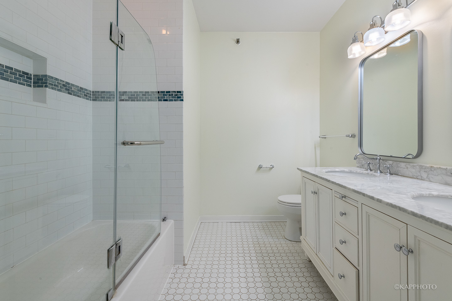 757 N Orleans Street Unit: 804