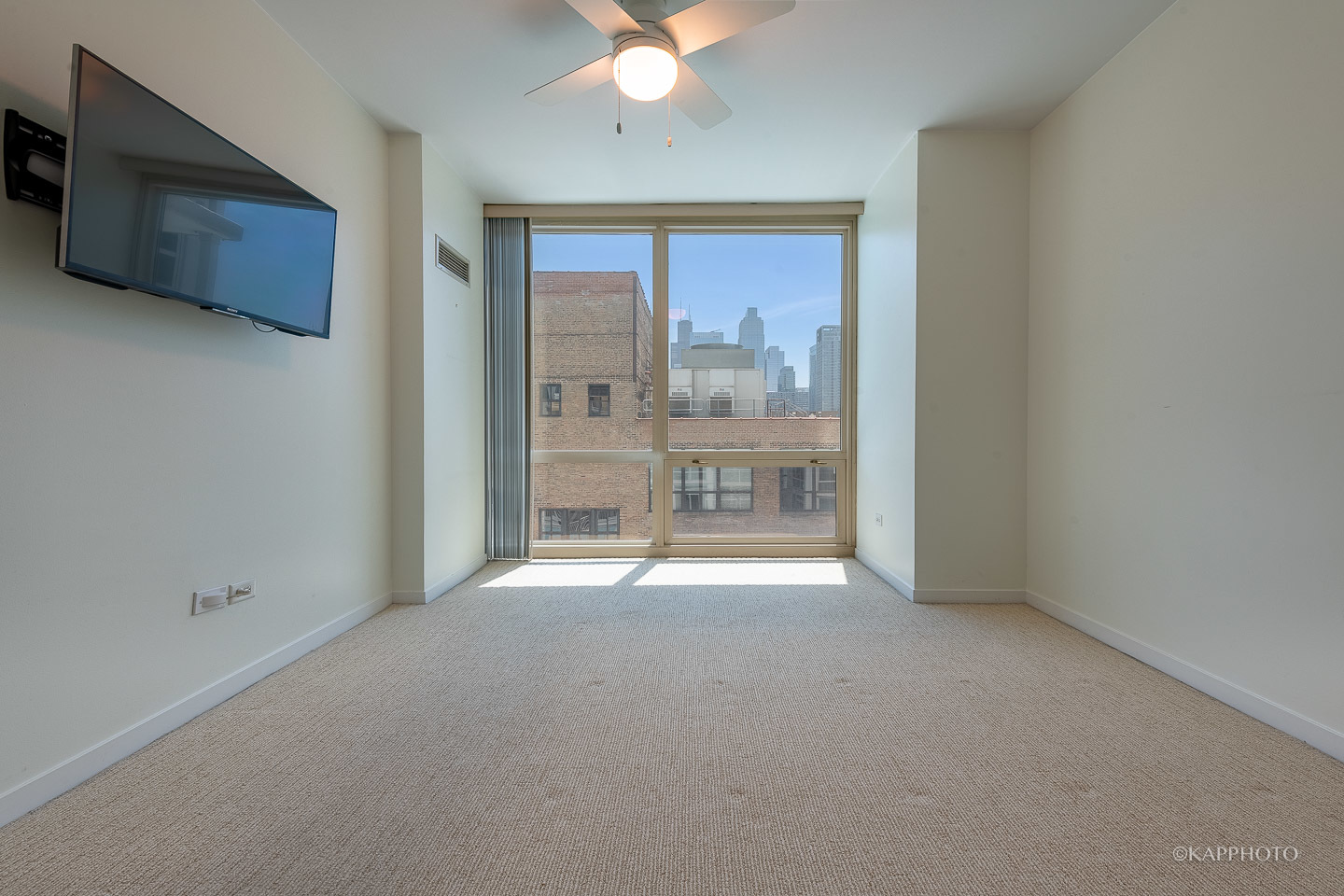 757 N Orleans Street Unit: 804