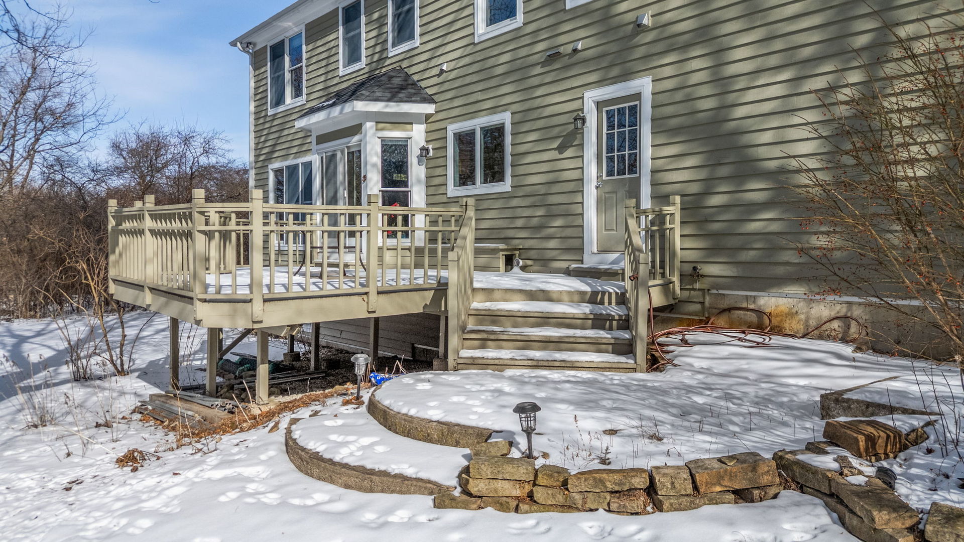 7N072 Willowbrook Drive