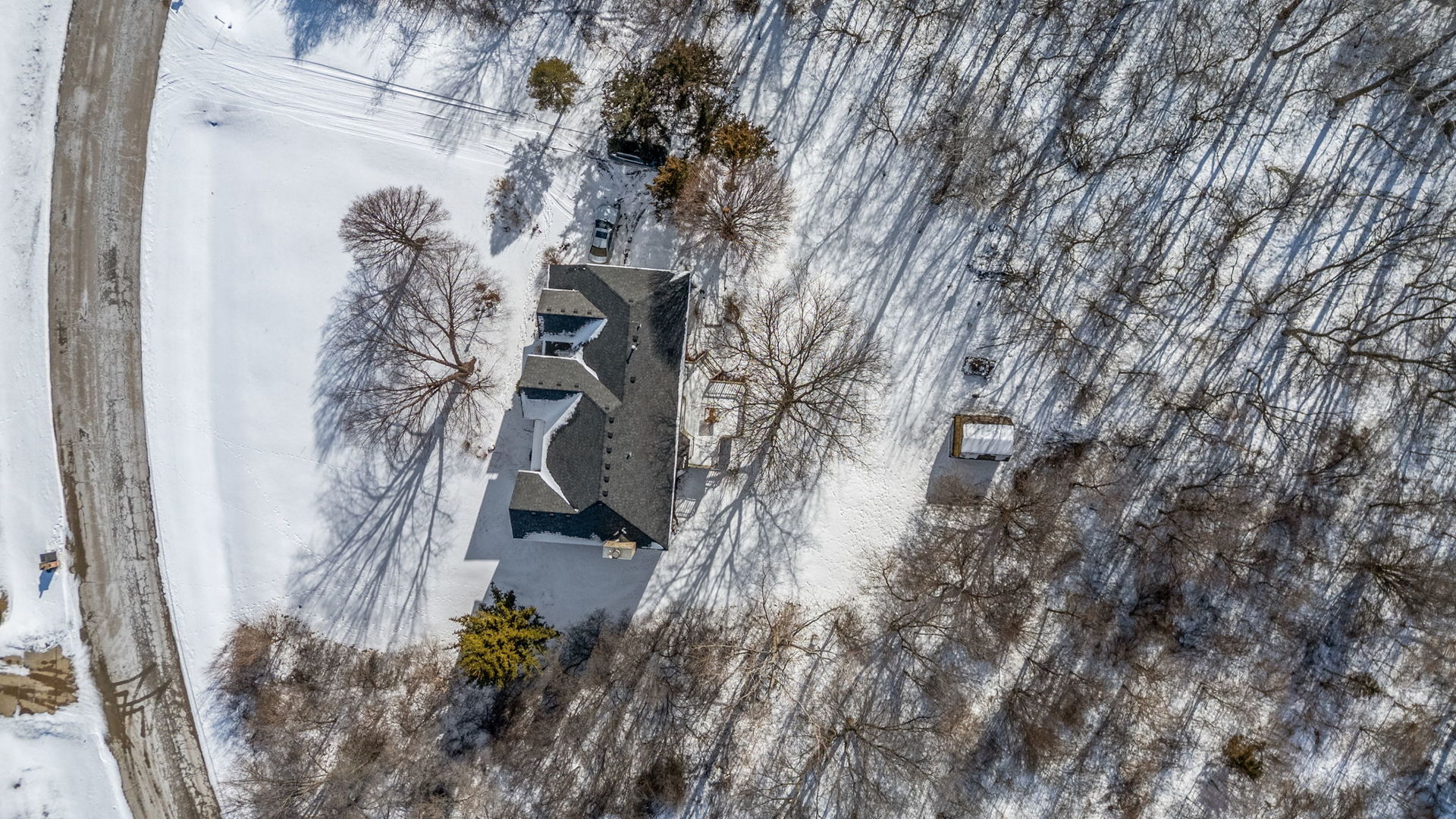 7N072 Willowbrook Drive