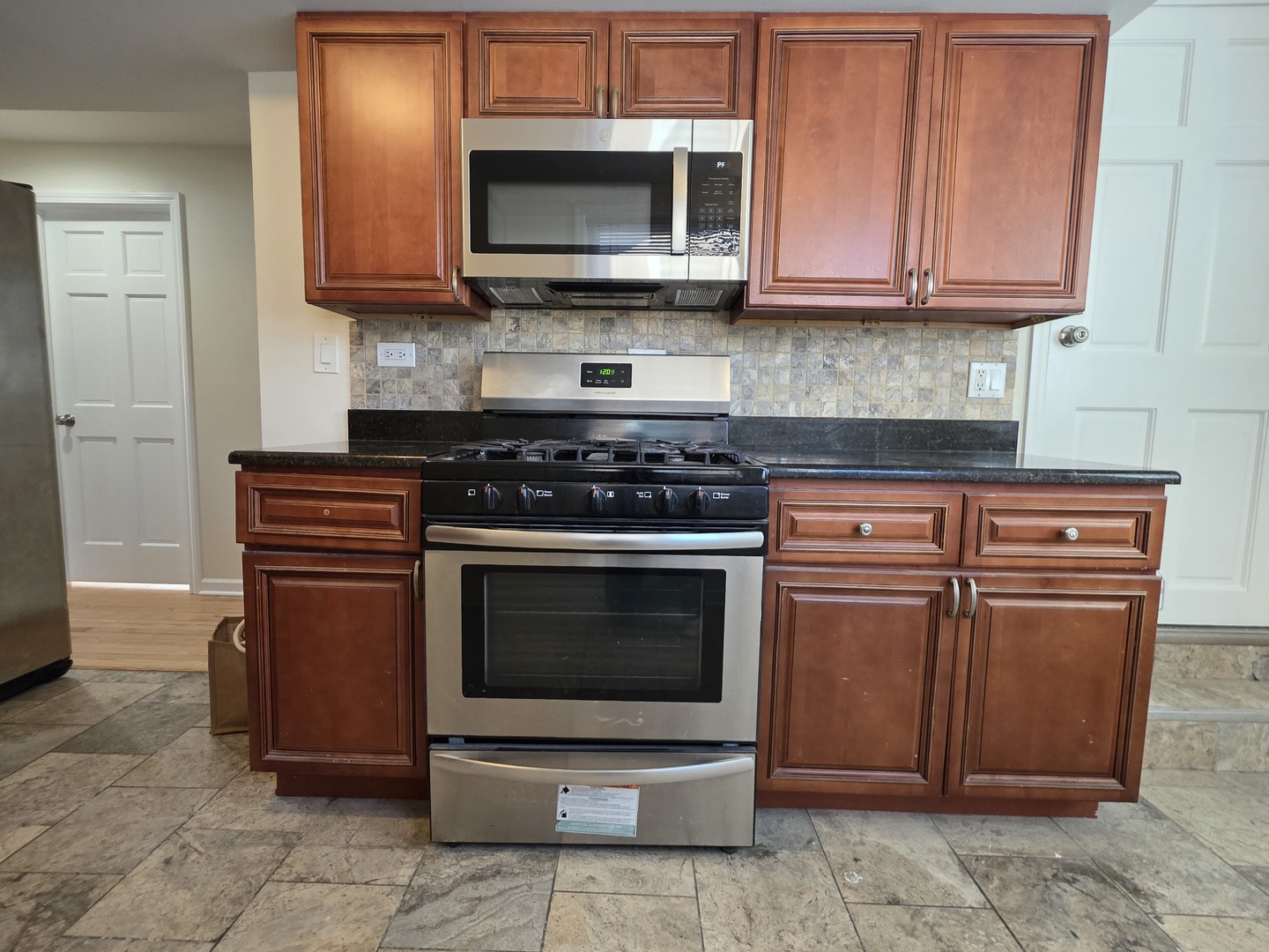 4122 N KOLMAR Avenue Unit: 1