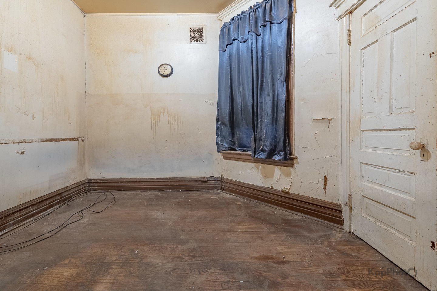 1512 S Sawyer Avenue