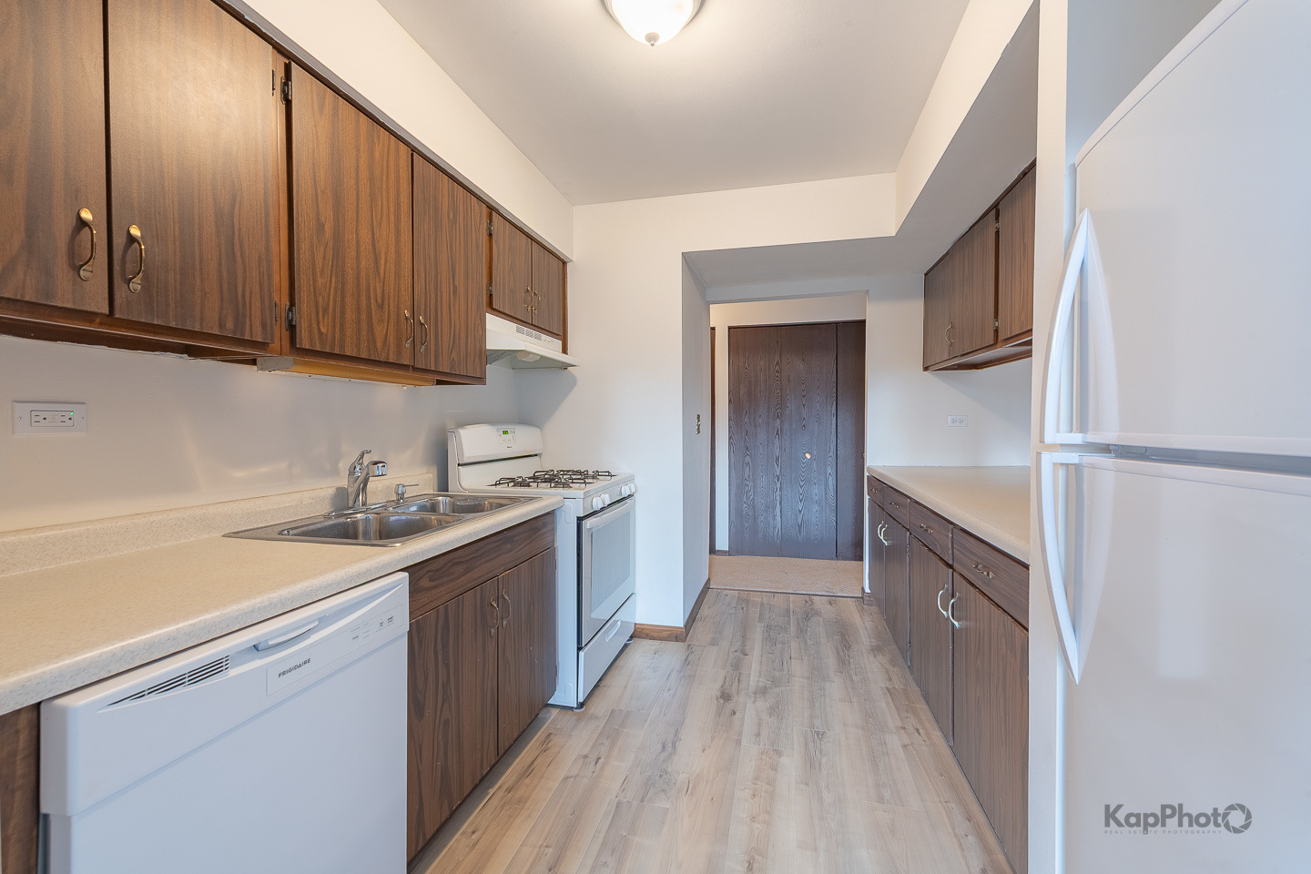 1840 W Highland Avenue Unit: E-105