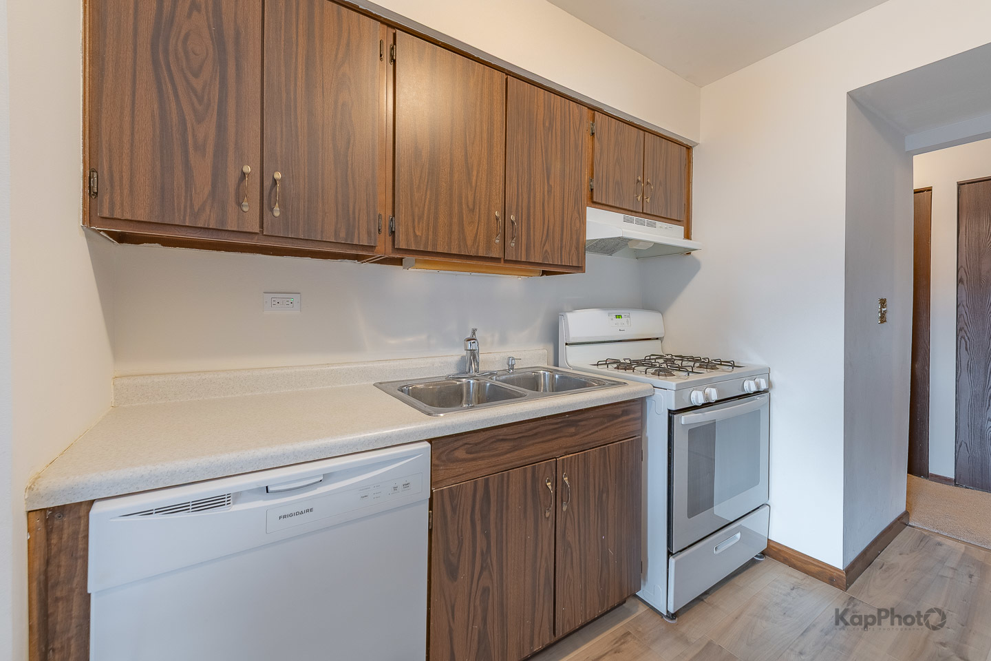 1840 W Highland Avenue Unit: E-105