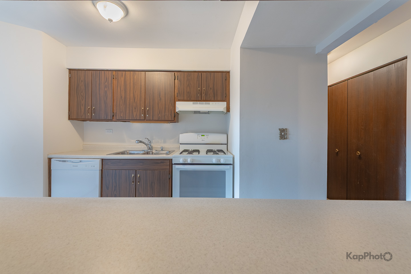 1840 W Highland Avenue Unit: E-105