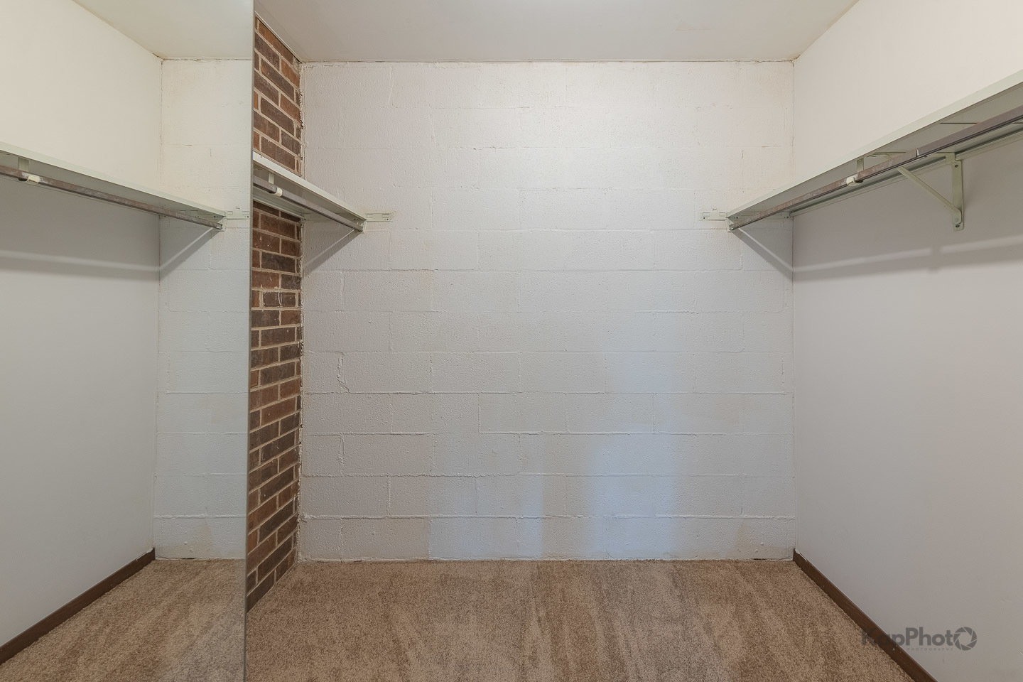 1840 W Highland Avenue Unit: E-105