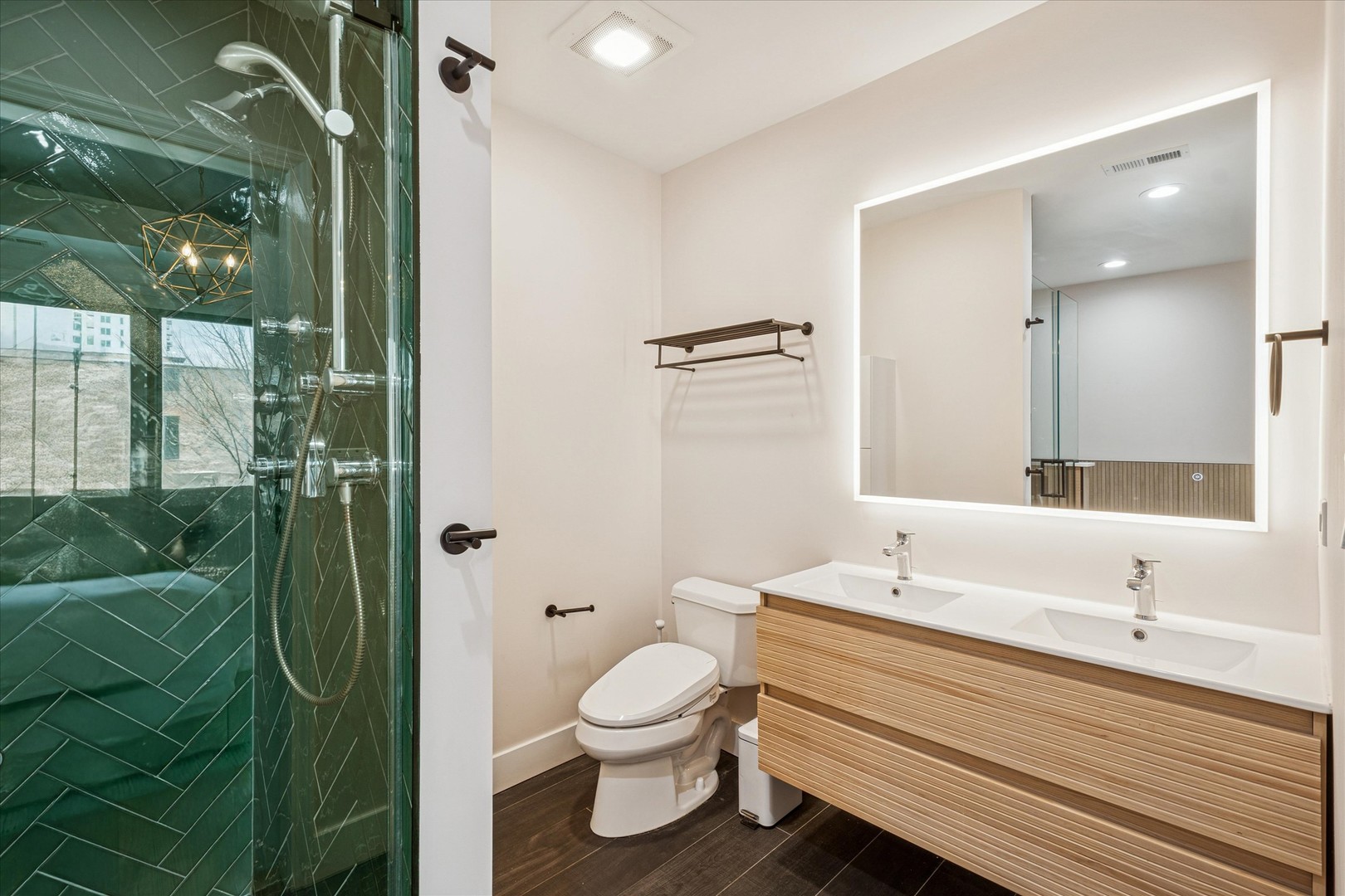1600 S Wabash Avenue Unit: 2E