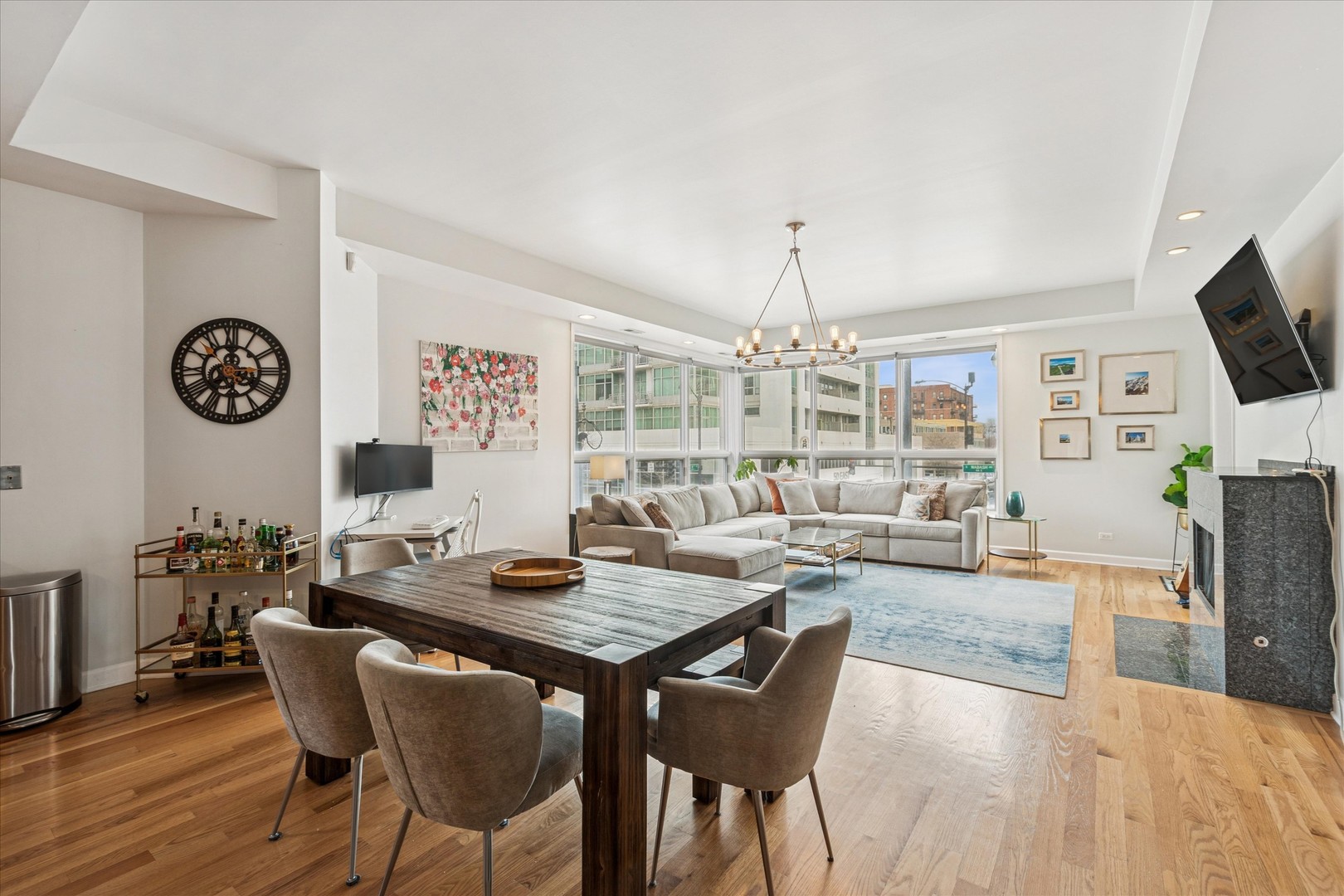 1600 S Wabash Avenue Unit: 2E