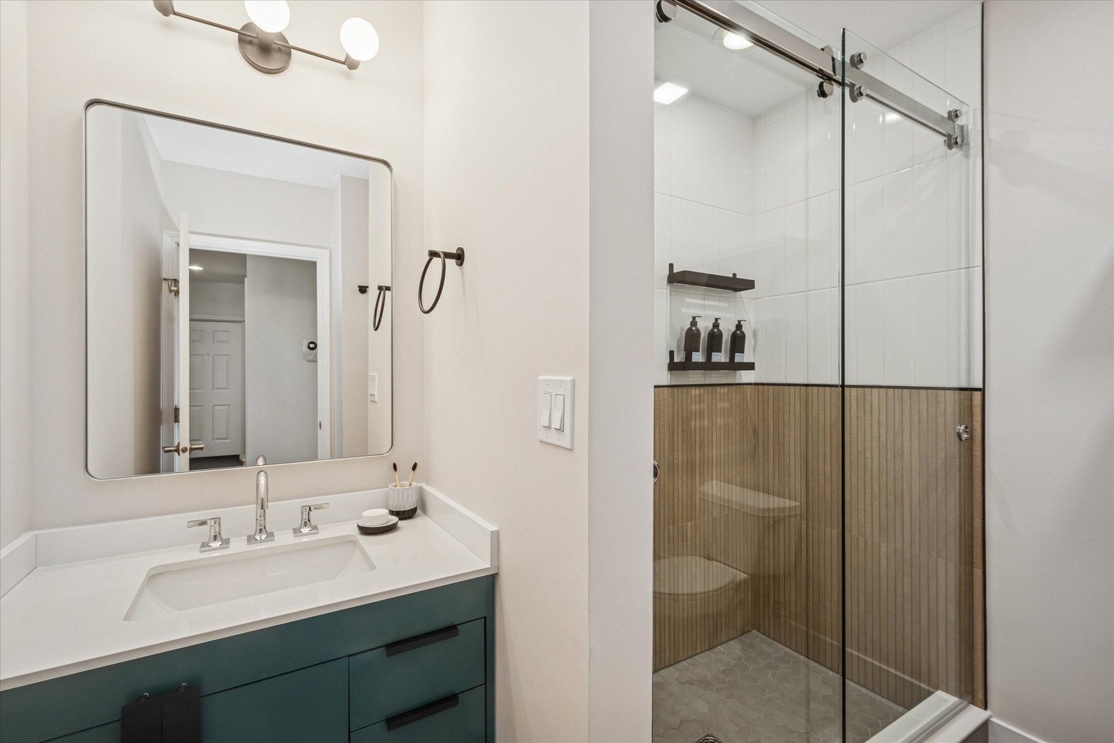 1600 S Wabash Avenue Unit: 2E
