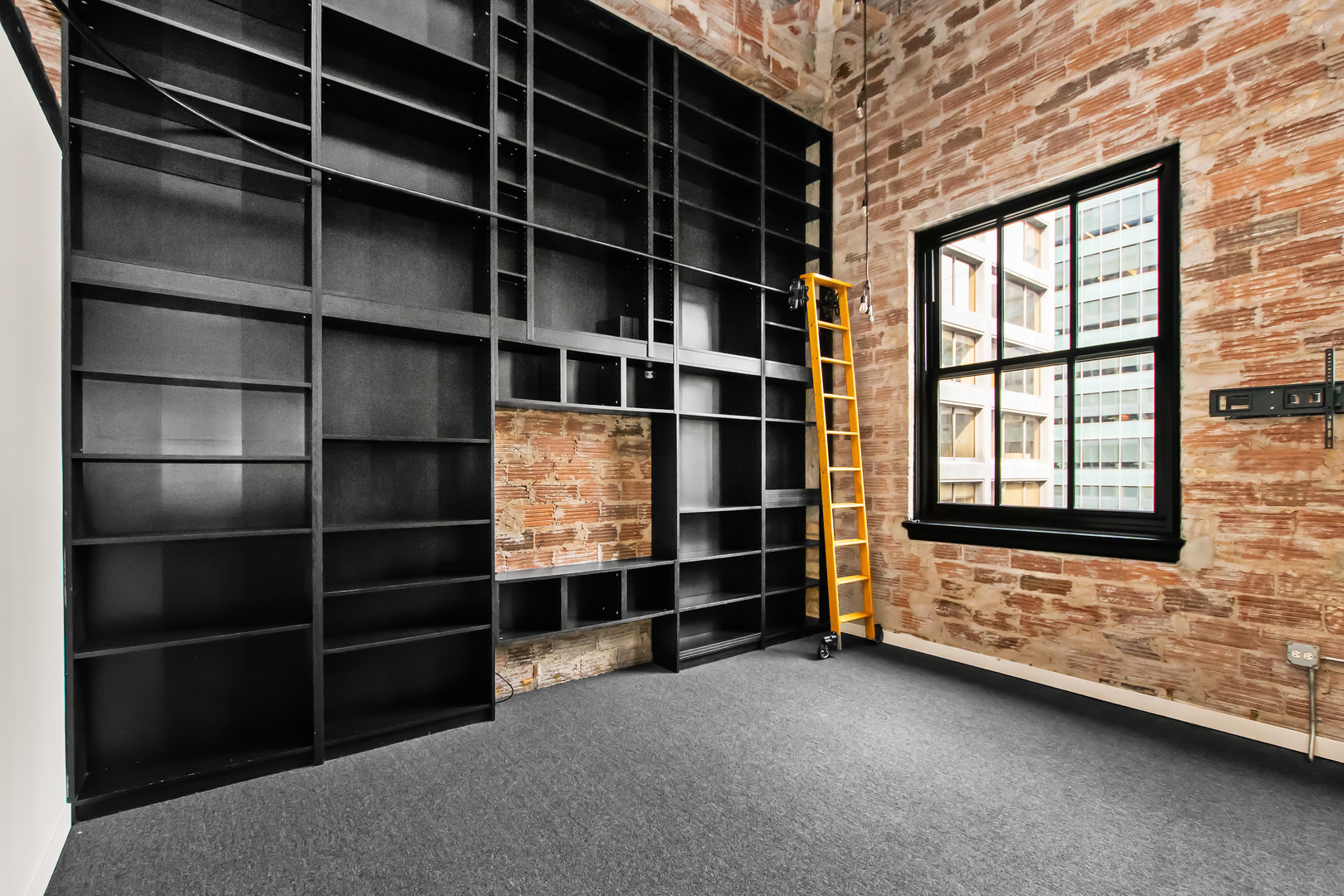 20 N STATE Street Unit: 1014