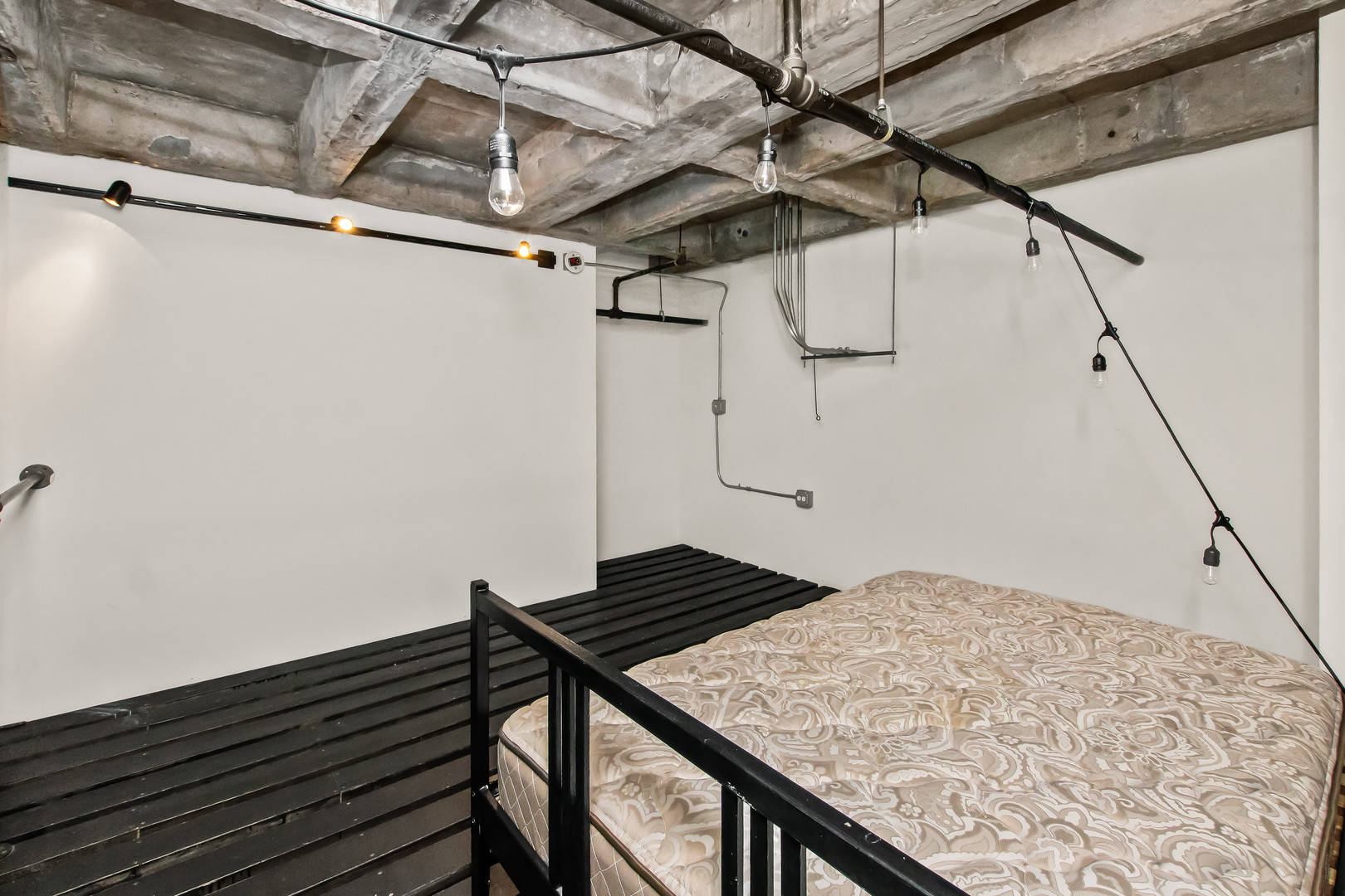20 N STATE Street Unit: 1014