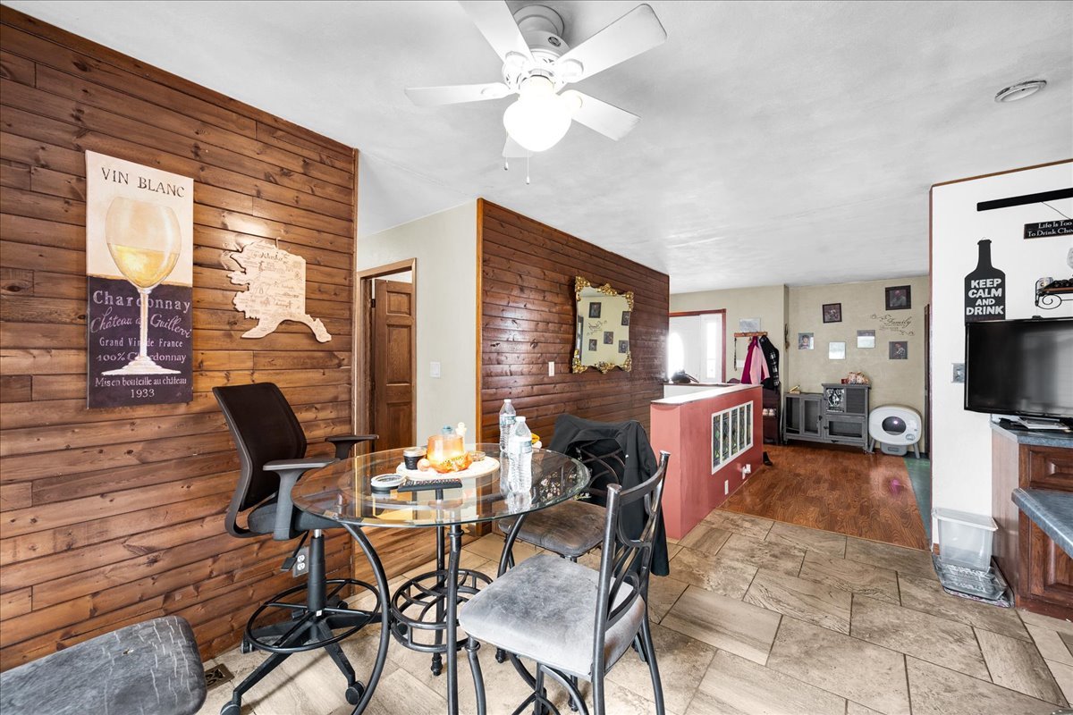 24100 N County Road 3100 E