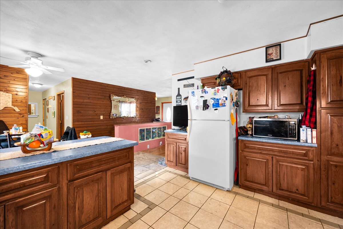 24100 N County Road 3100 E