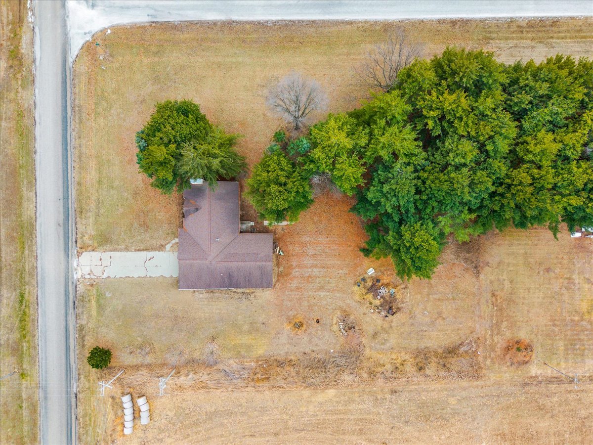 24100 N County Road 3100 E