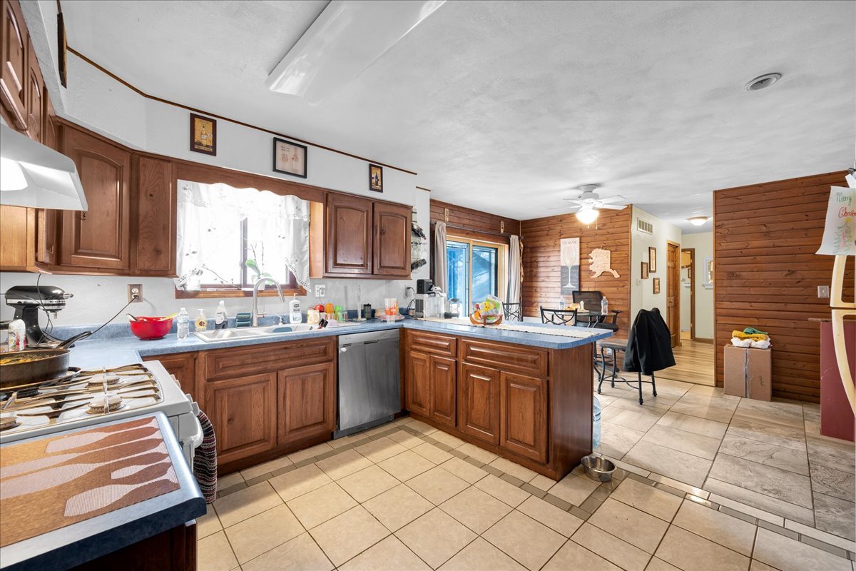 24100 N County Road 3100 E