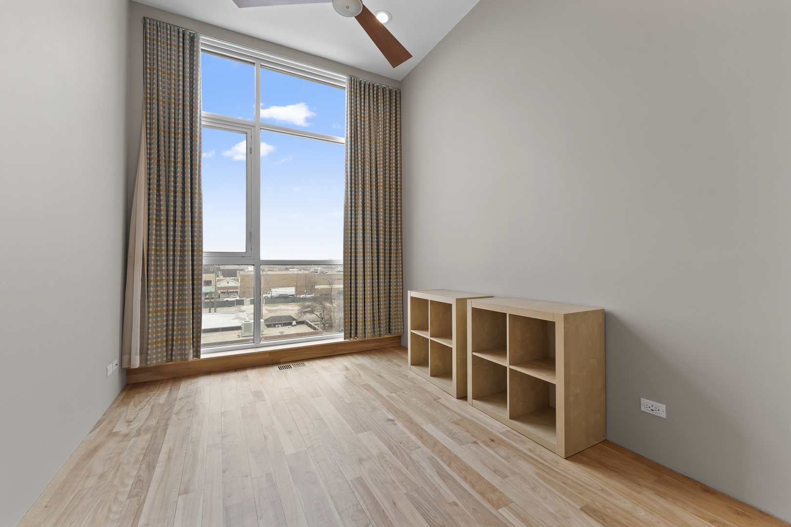 2408 W Rice Street Unit: 401