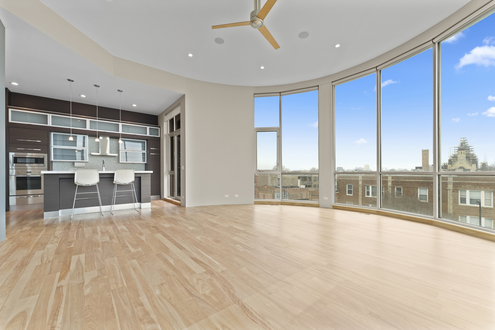 2408 W Rice Street Unit: 401