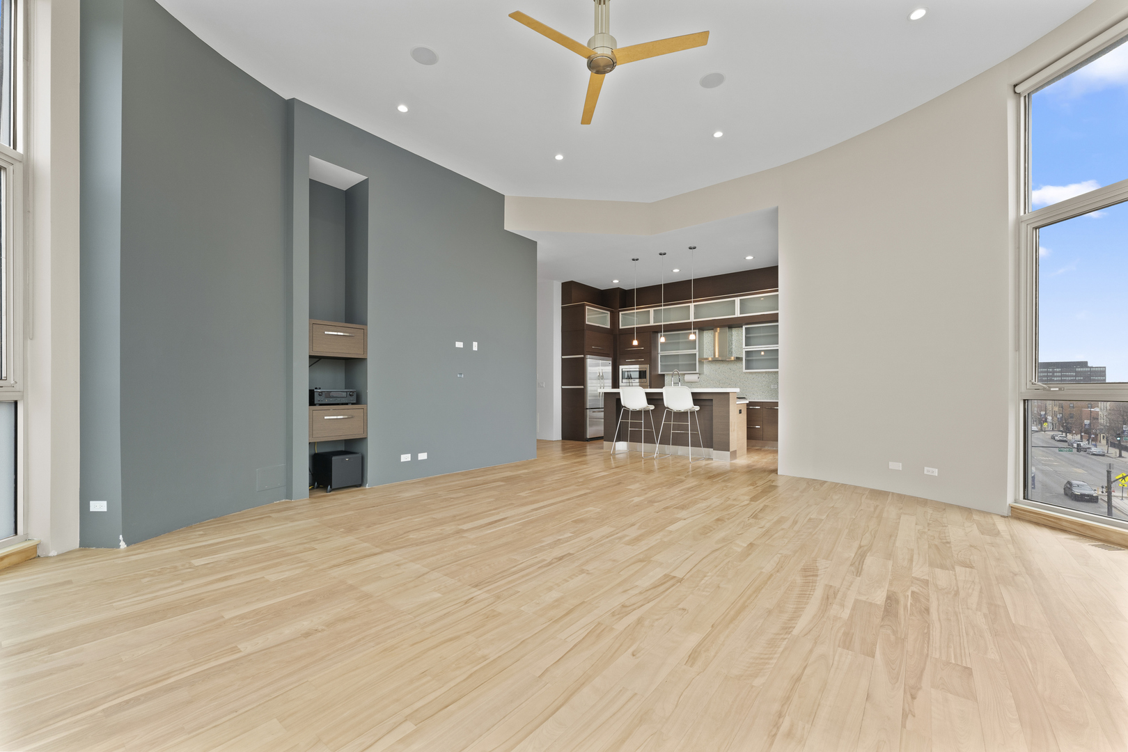 2408 W Rice Street Unit: 401