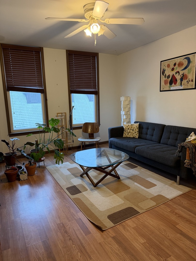 1410 W Blackhawk Street Unit: 3W