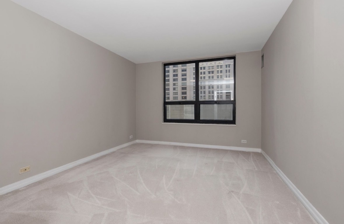 401 E ONTARIO Street Unit: 903