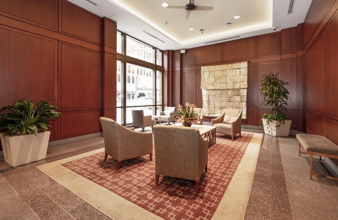 401 E ONTARIO Street Unit: 903