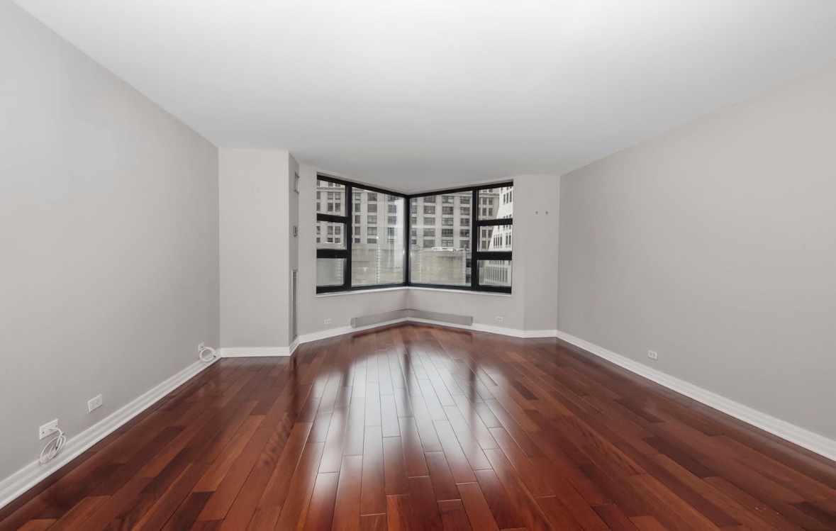 401 E ONTARIO Street Unit: 903