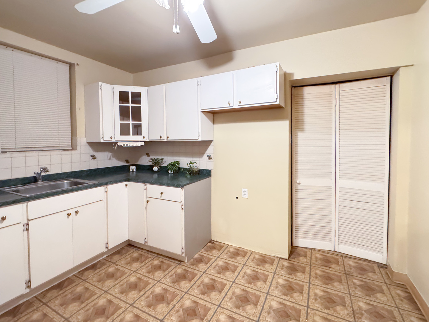 3147 S Throop Street